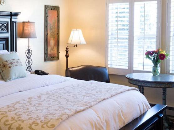 Half Moon Bay Inn - Main Street Downtown 外观 照片